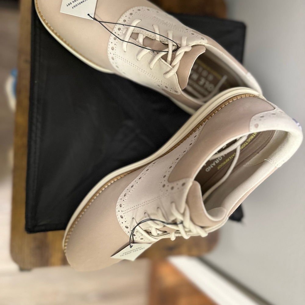 Brand new! Cole Haan Women's OriginalGrand 360 Shortwing Spikeless Golf Shoes